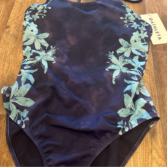 Athleta Keyhole Printed One Piece NWT sz S - Picture 10 of 10